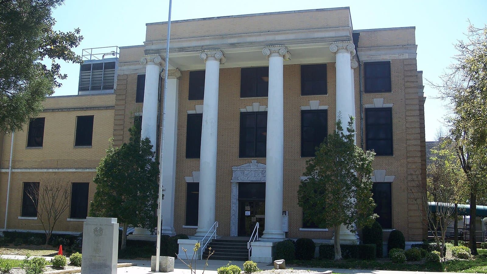 Bay County Courthouse in Panama City, Florida — 14th Judicial Circuit where foreclosure cases are filed